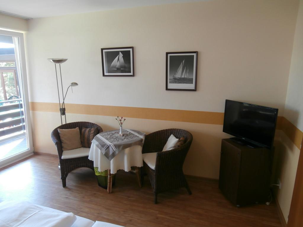 Hotel Hasselbarth Burg Extérieur photo